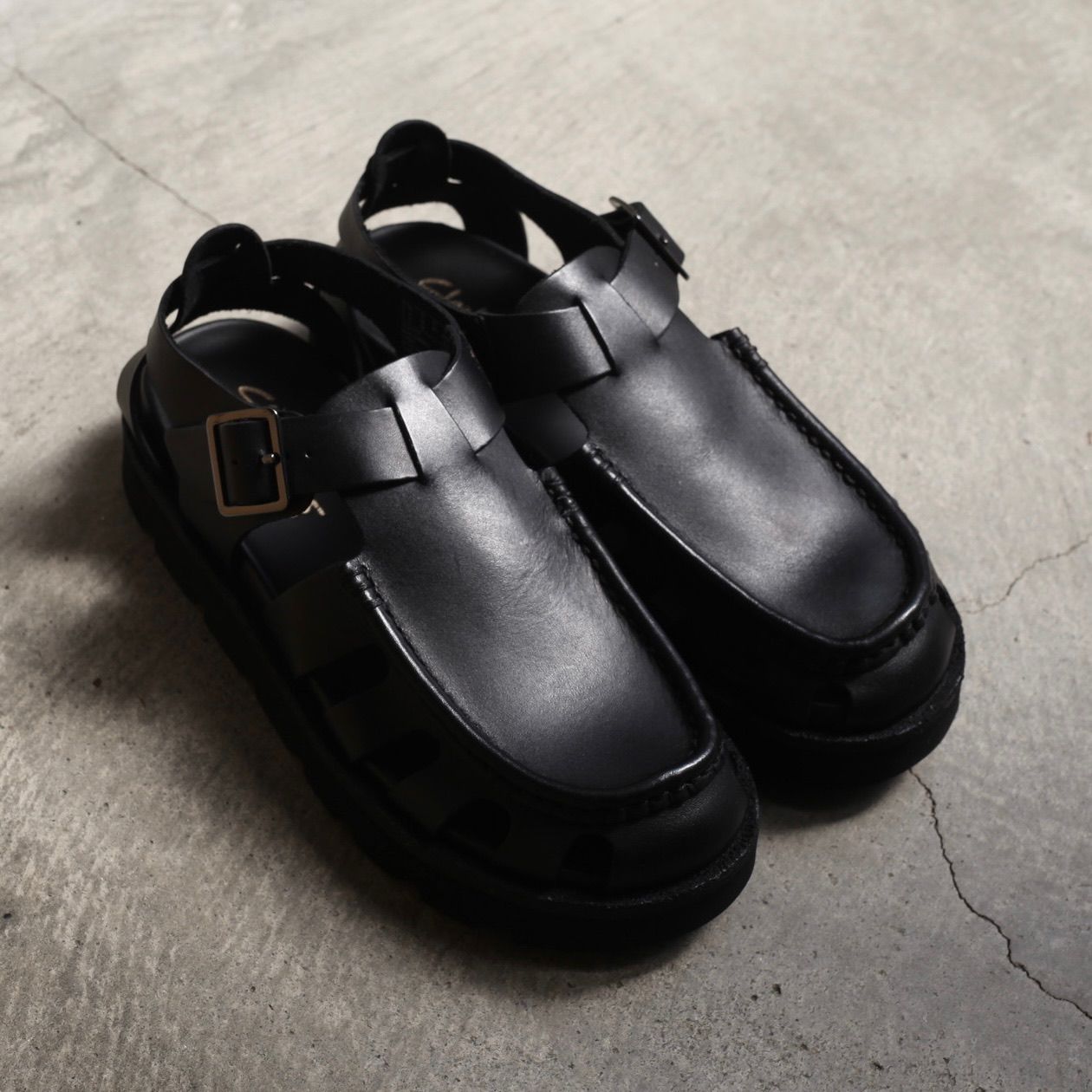 clarks - 【残り一点】Meare Buckle | ACRMTSM ONLINE STORE