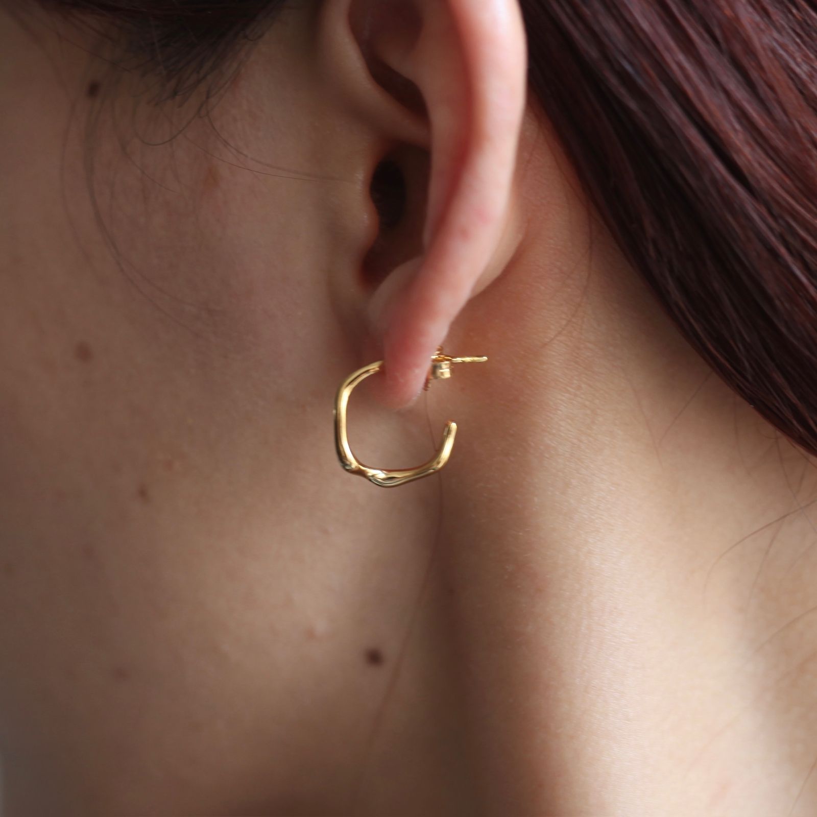 【残り一点】Branch Hoop 1.2cm(GOLD)