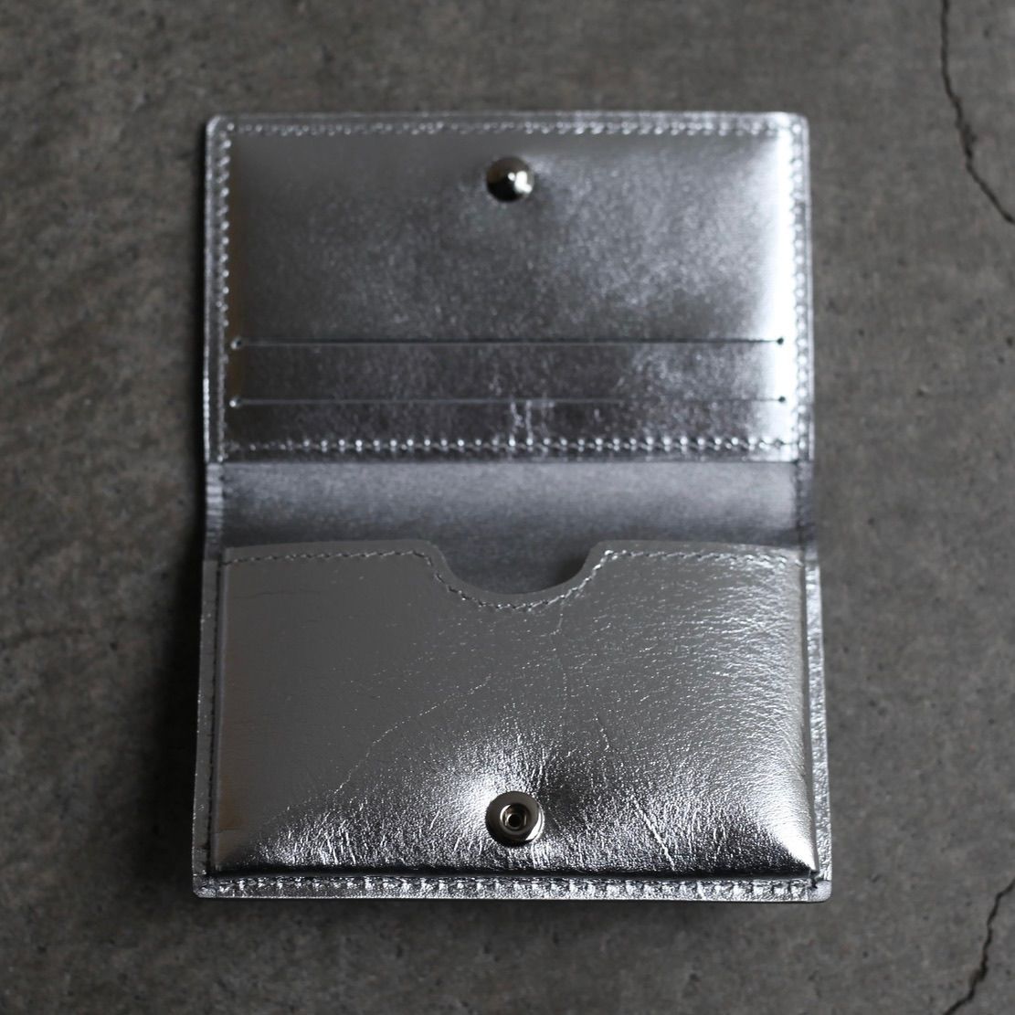 【残り一点】Embossed Card Case