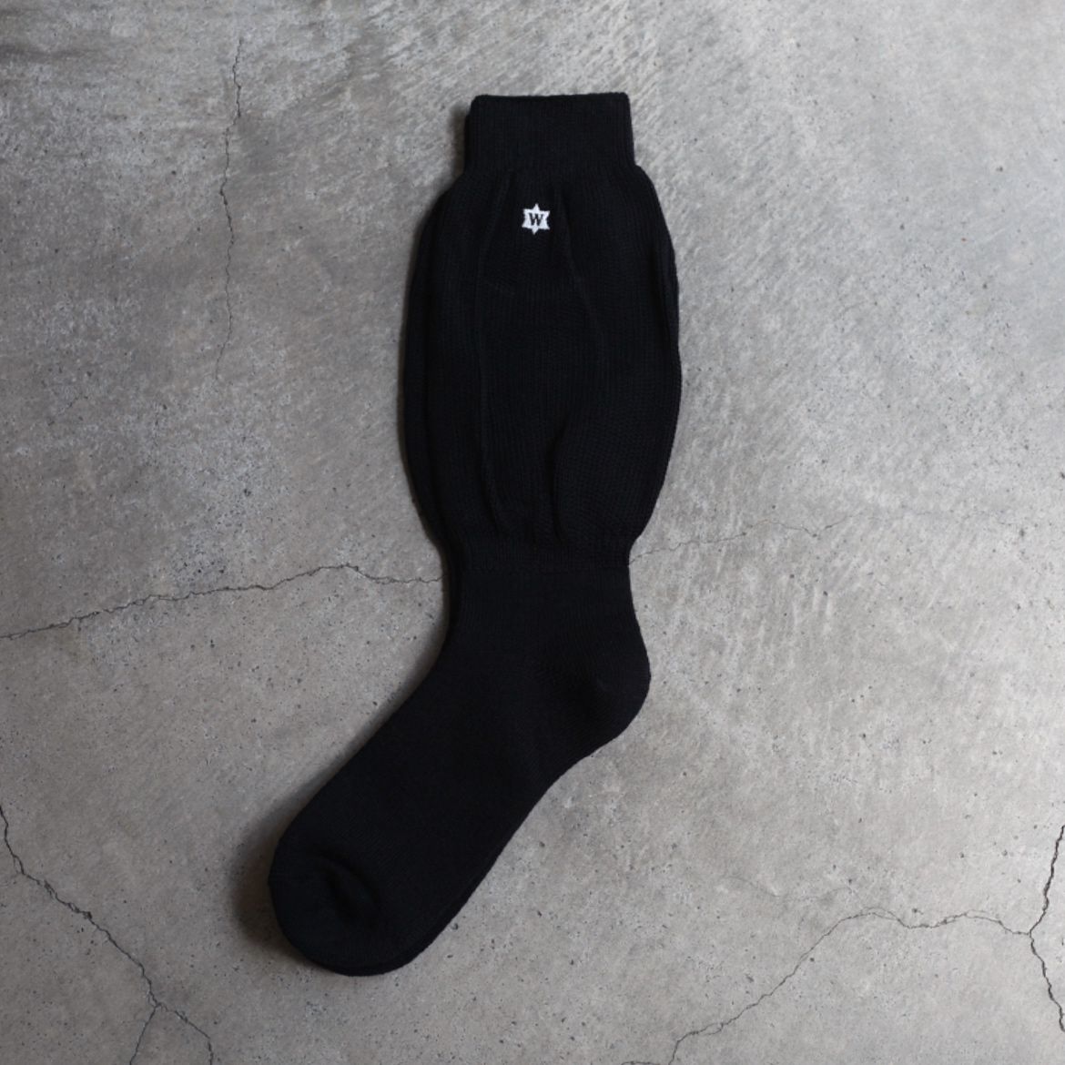 【残りわずか】Logo Socks