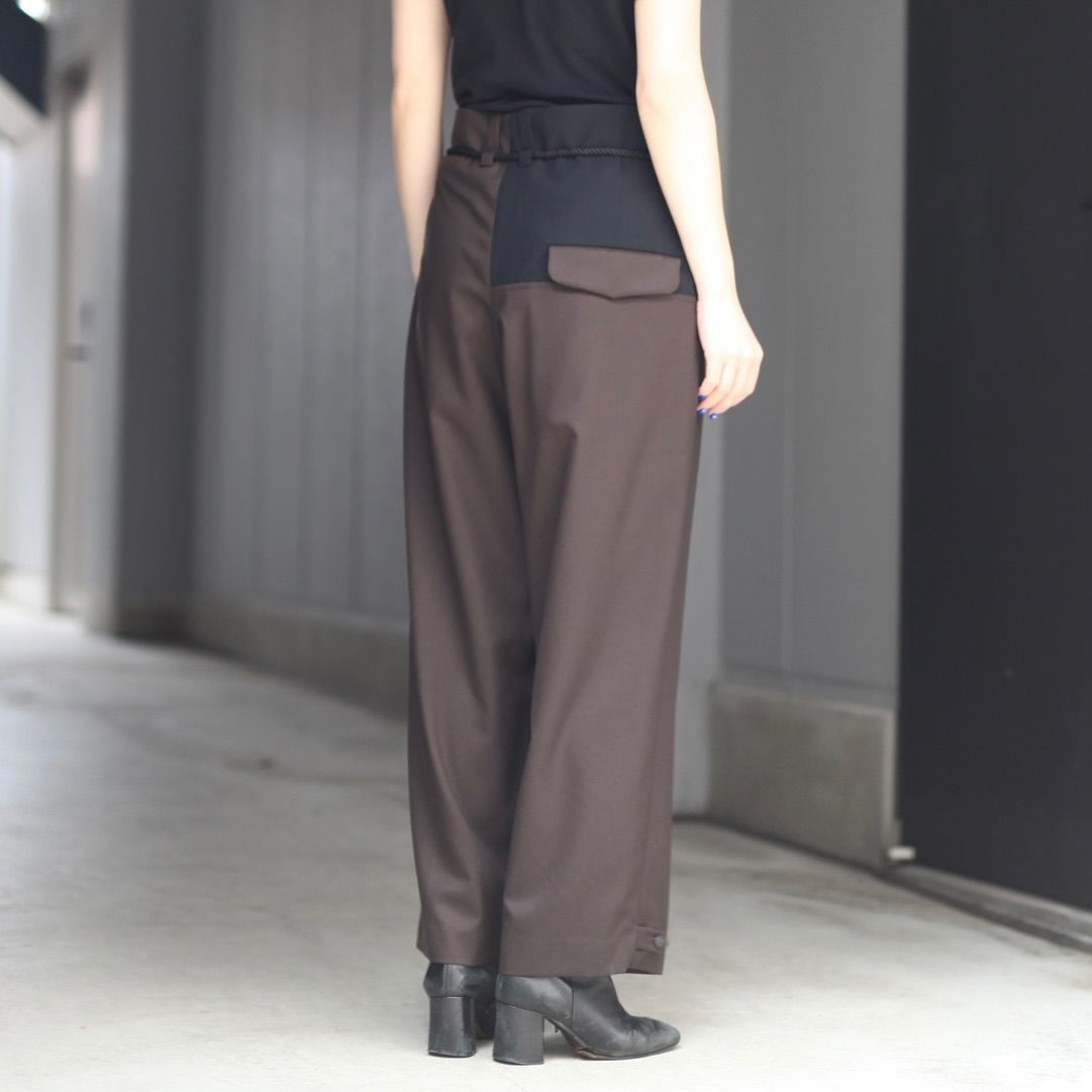 【残り一点】Bicolor Squeeze Slacks