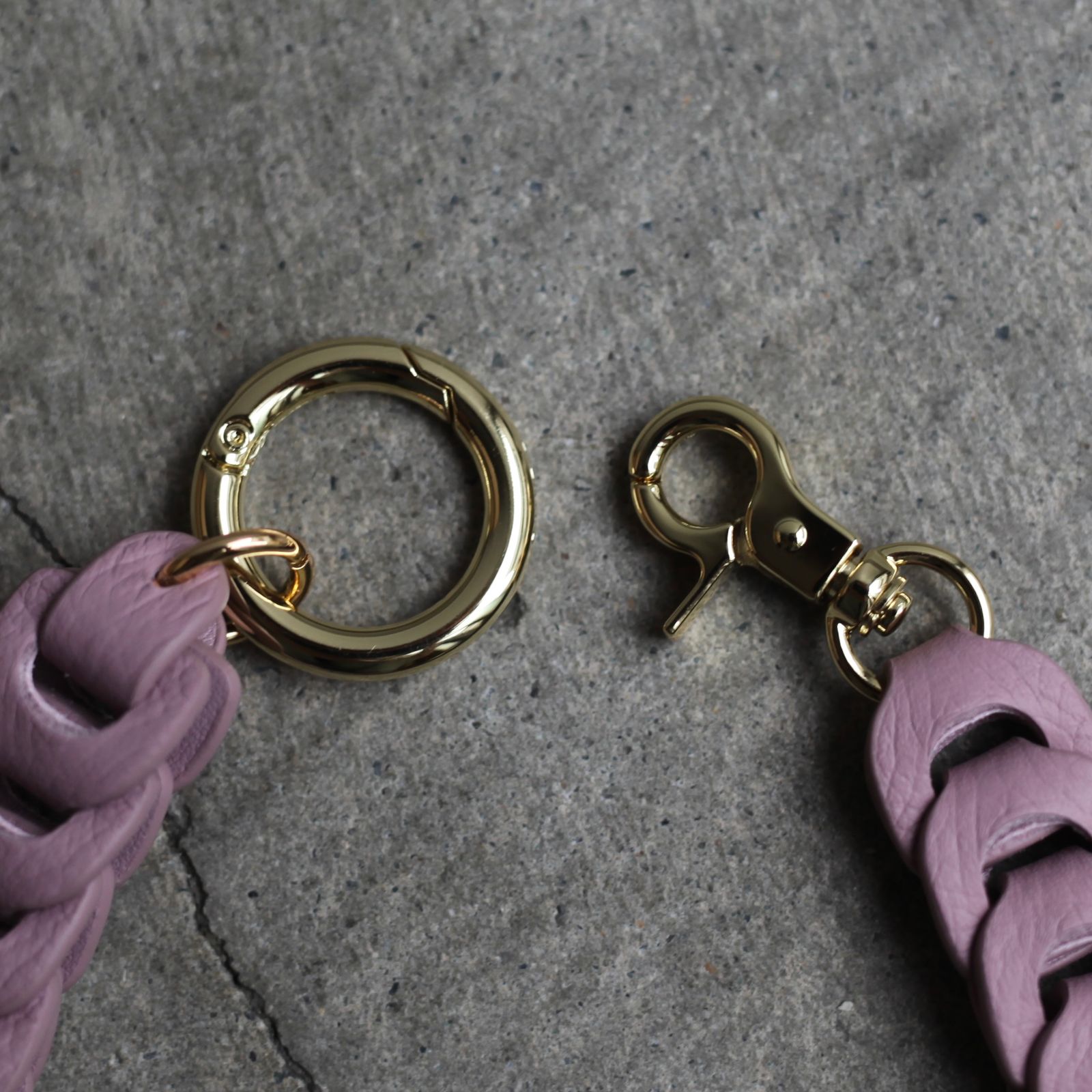 【残り一点】Hand Strap Symbole(LILAC)