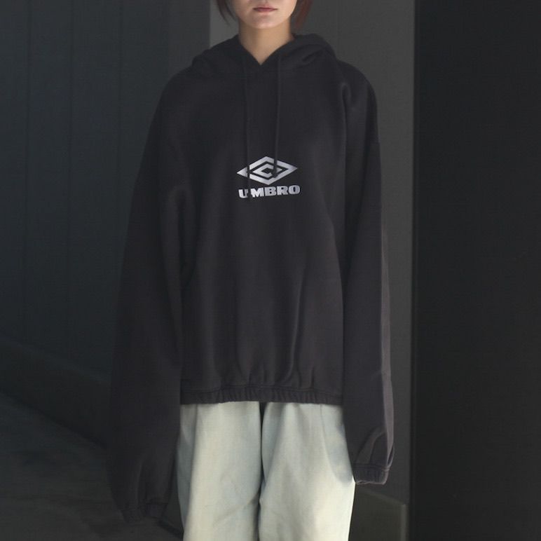 【再販売通知受付可能】Masked Logo Hoodie