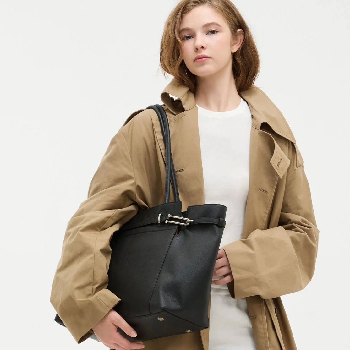【残り一点】 FOLDIE TOTE(CALFSKIN)