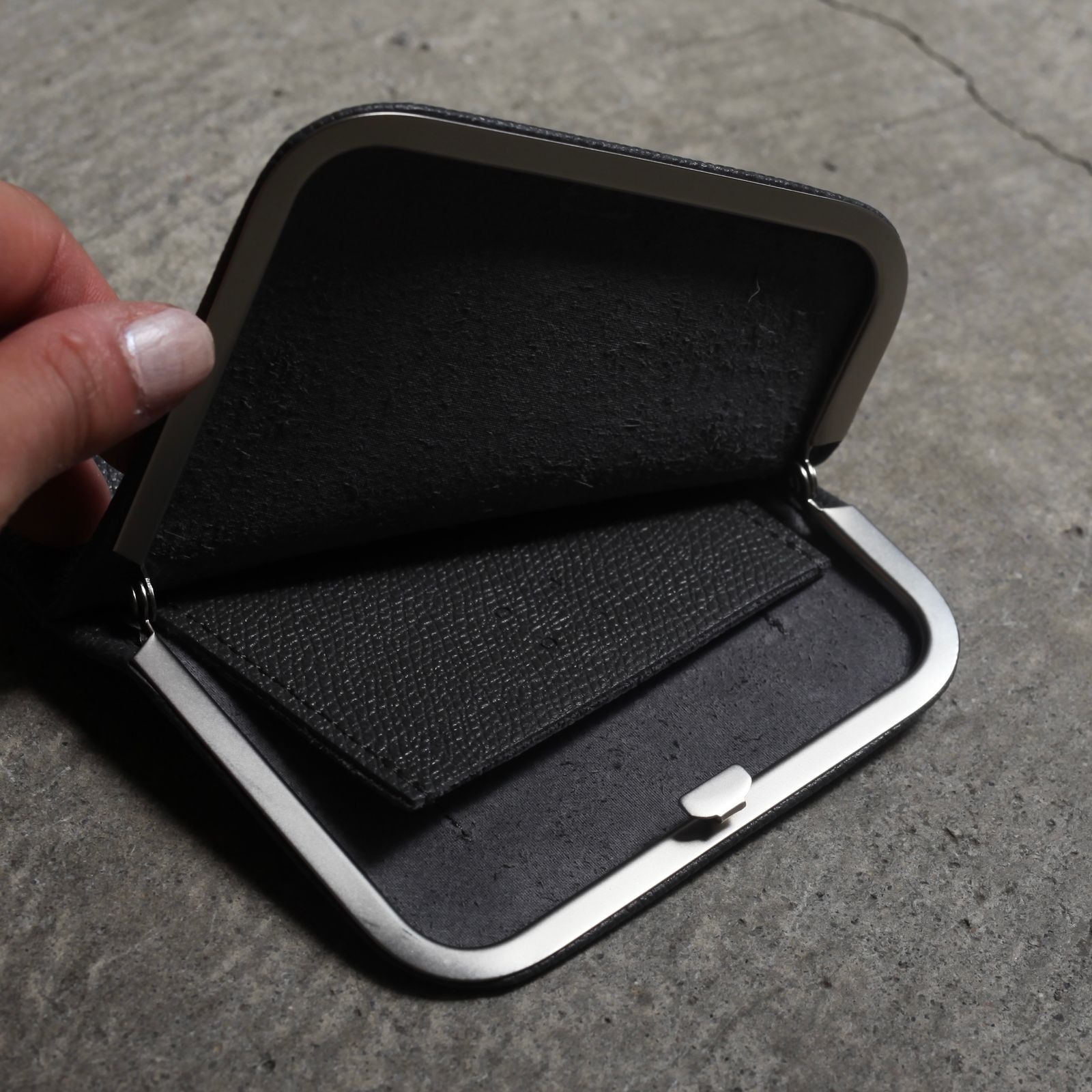 【残り一点】Continental Slim Wallet(DEG/VAL)