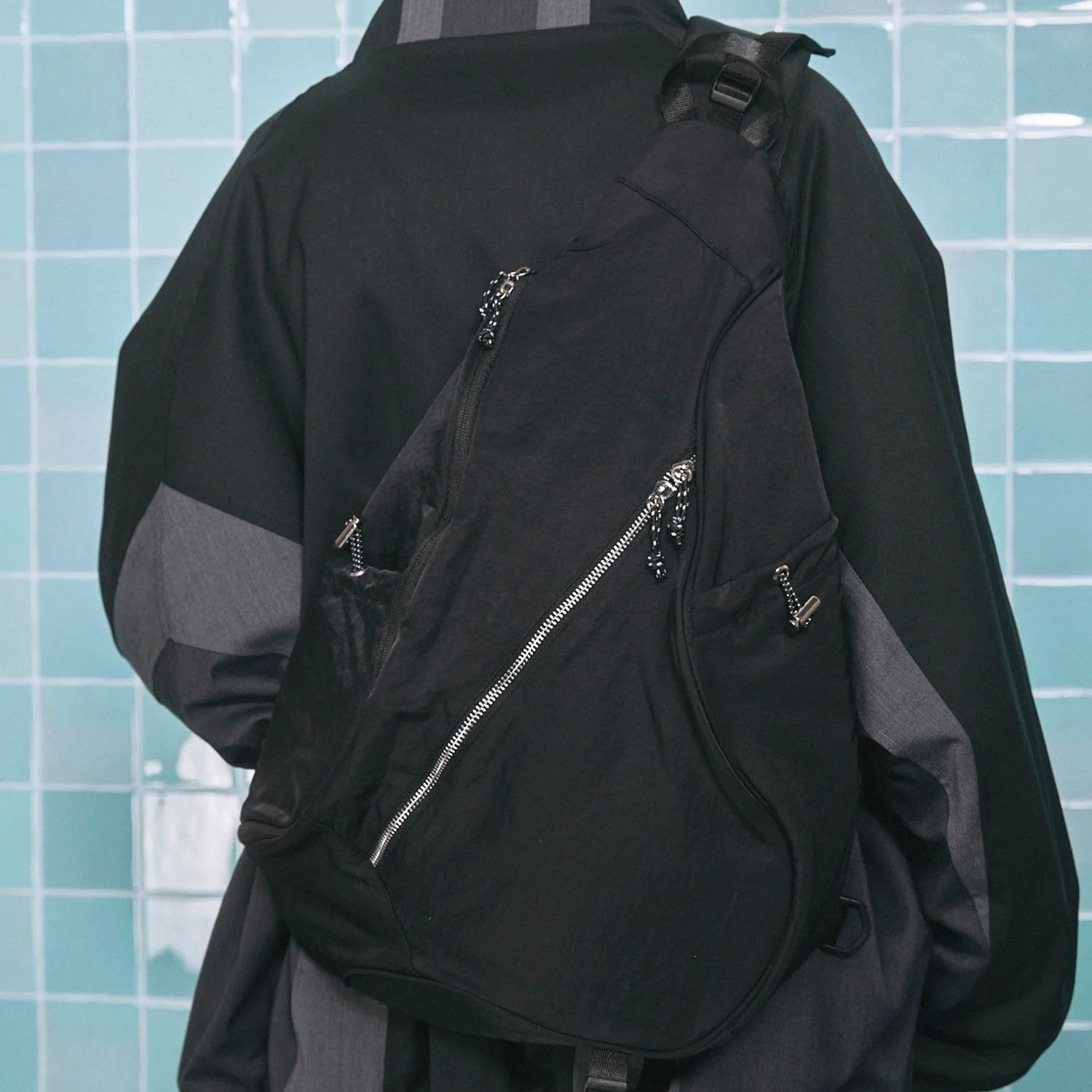 【残り一点】Nylon Sling Bag