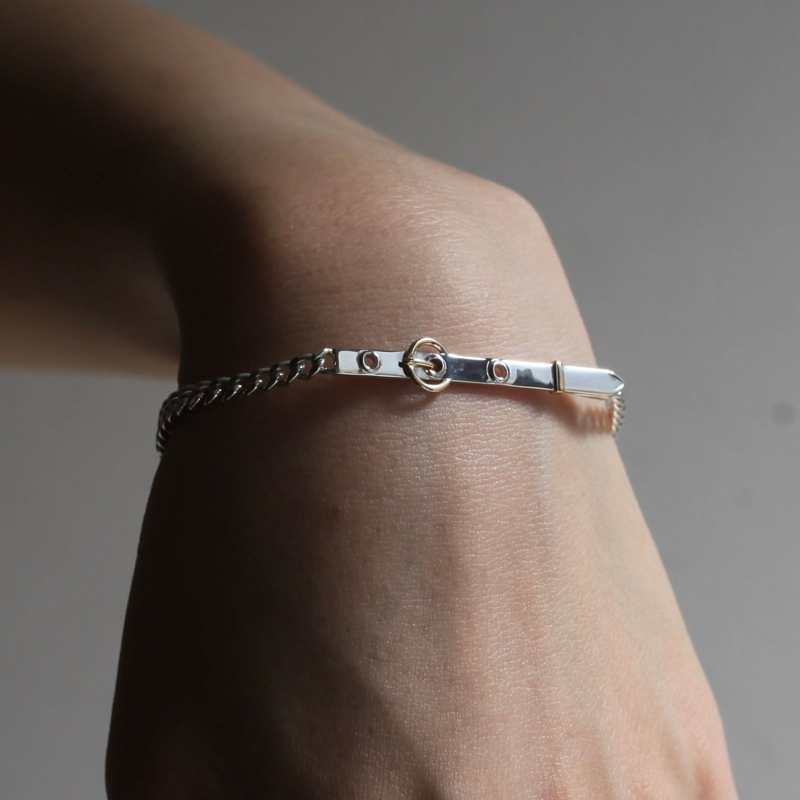 【残り一点】Horse Shoe Buckle Plate Curb Chain Bracelet(18K POINT)
