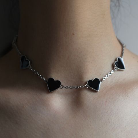 【残りわずか】Chain Heart Necklace(BLACK)
