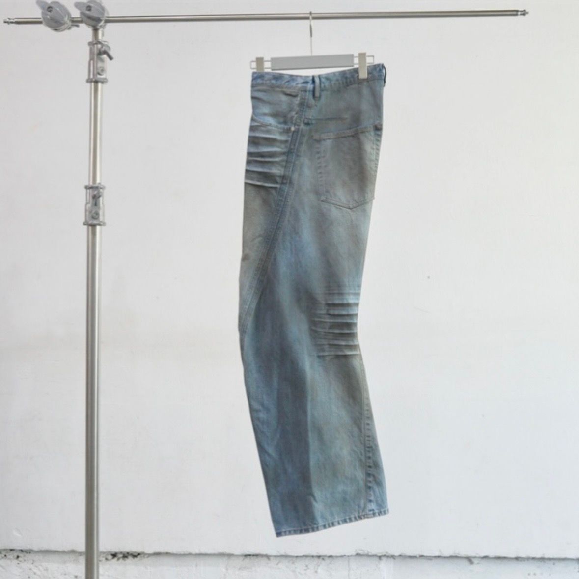 【残りわずか】3D Twisted Wide Leg Jeans