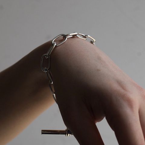 【お取り寄せ注文可能】Oval Link T-Bar Bracelet(WHITE)