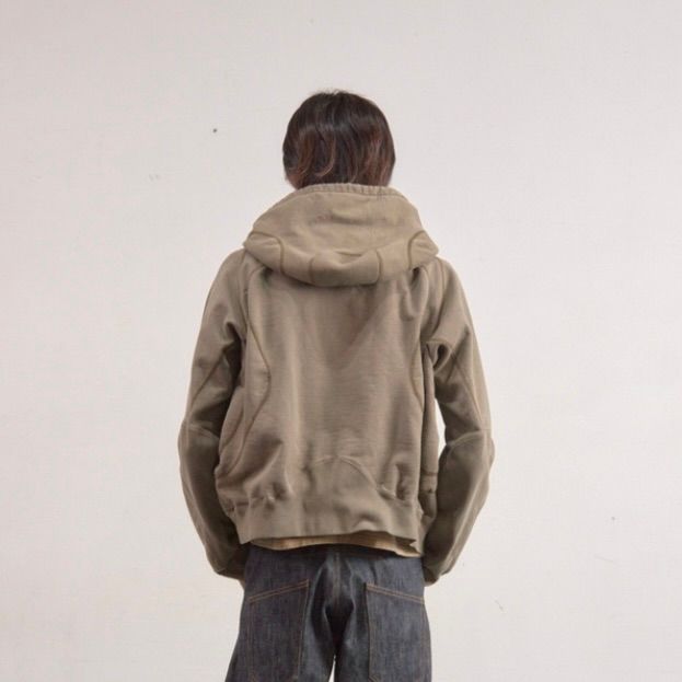 【残りわずか】Paneled Zip Up Hoodie
