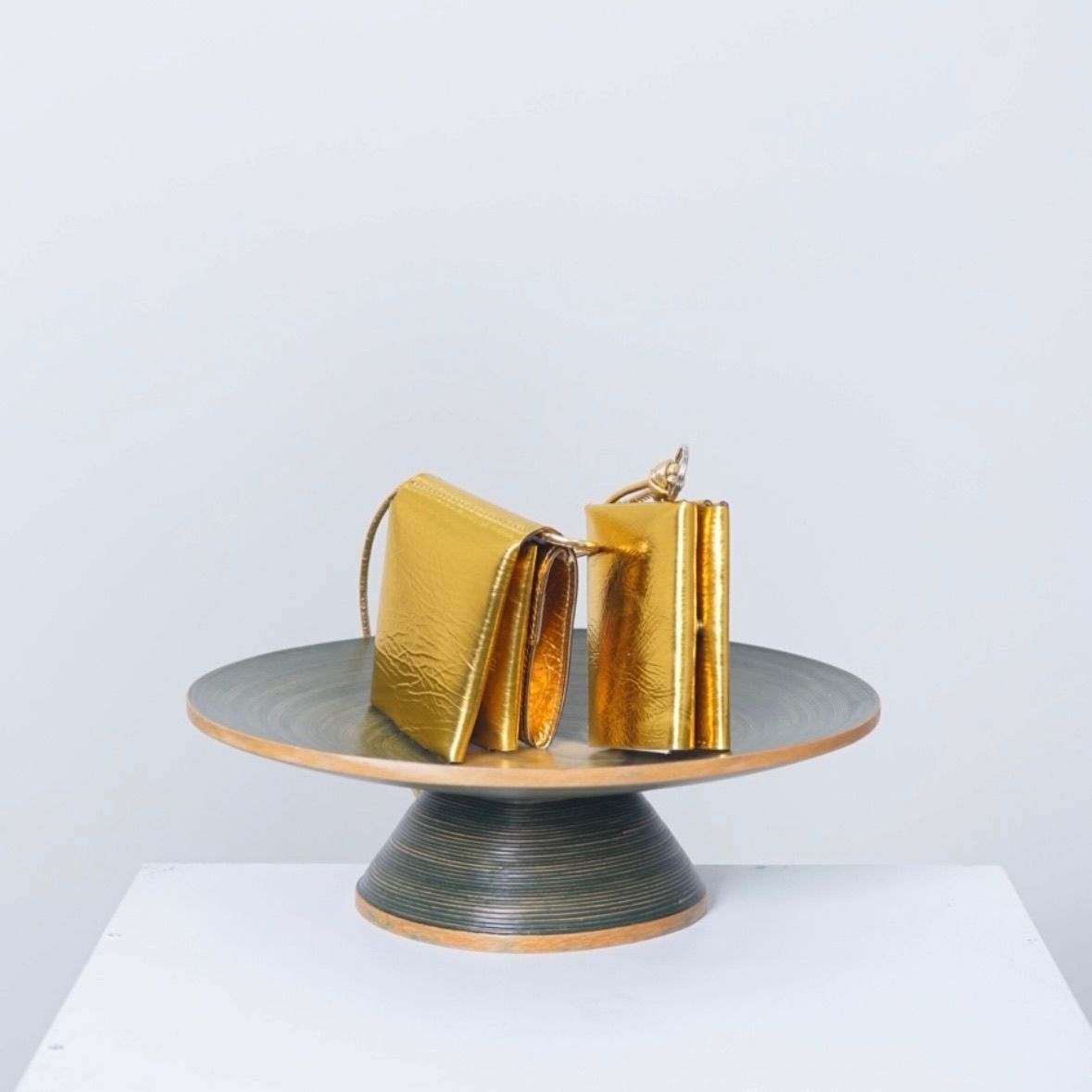 【残り一点】Metallic String Purse