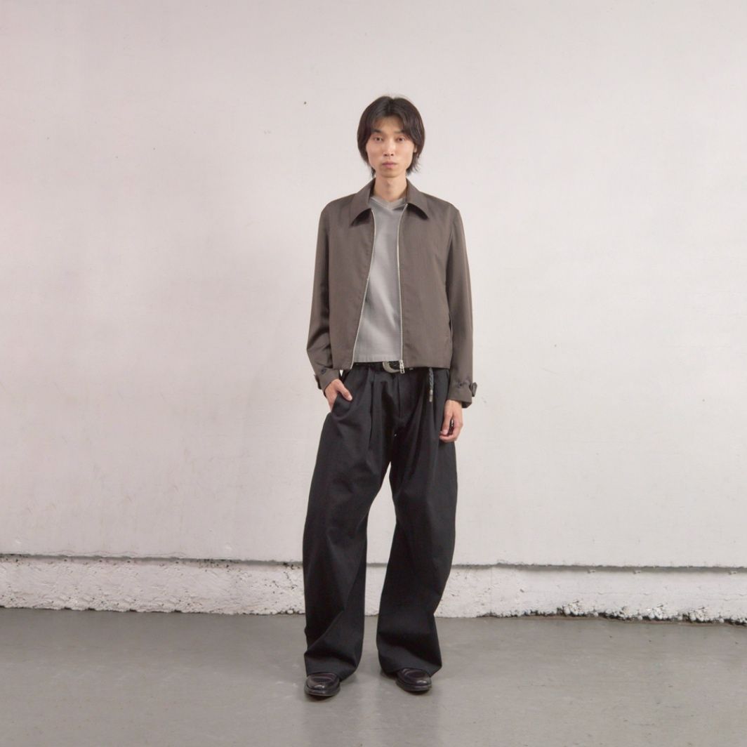 【残り一点】2Tucked Curved Leg Trousers