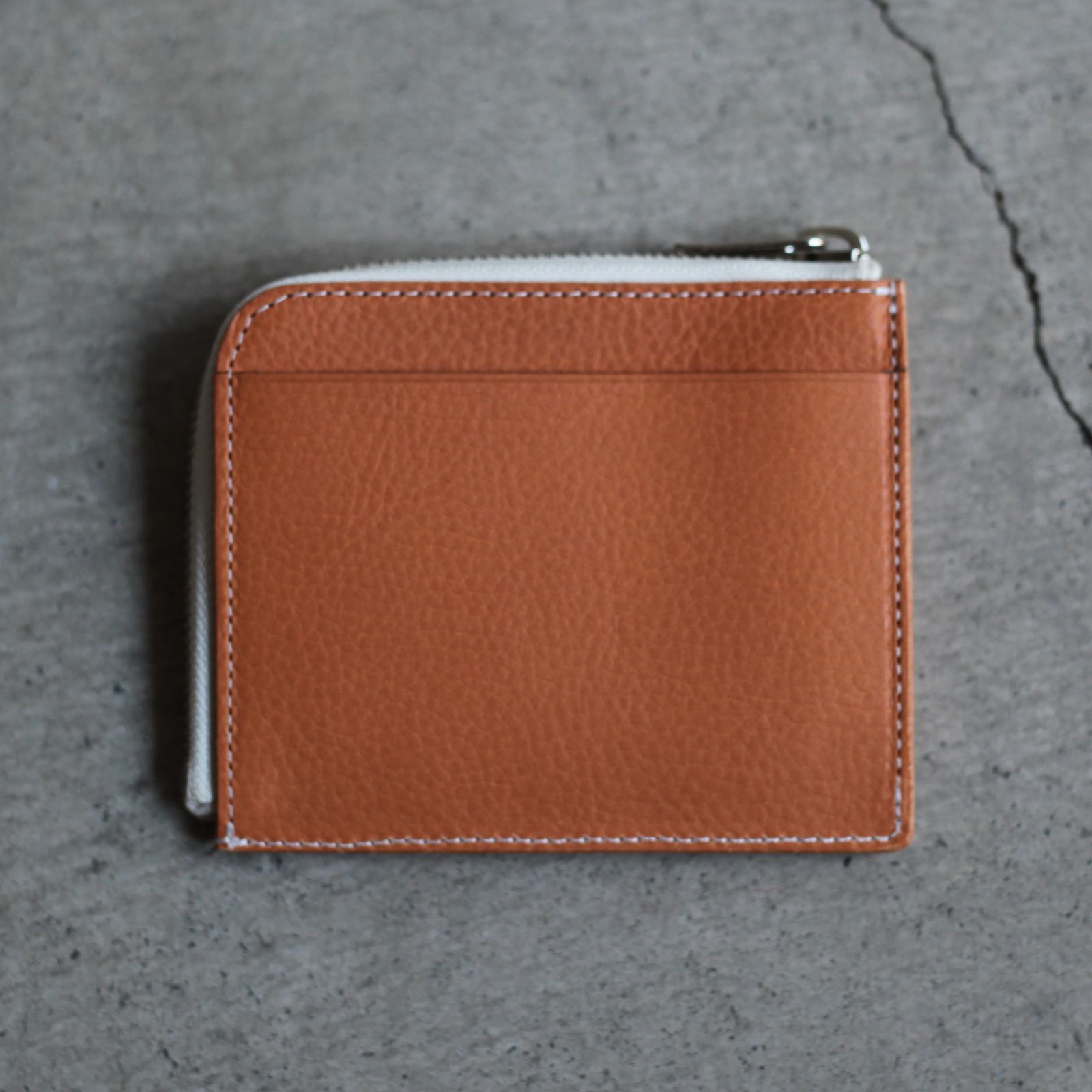 【残りわずか】L Zip Purse(NATURAL)