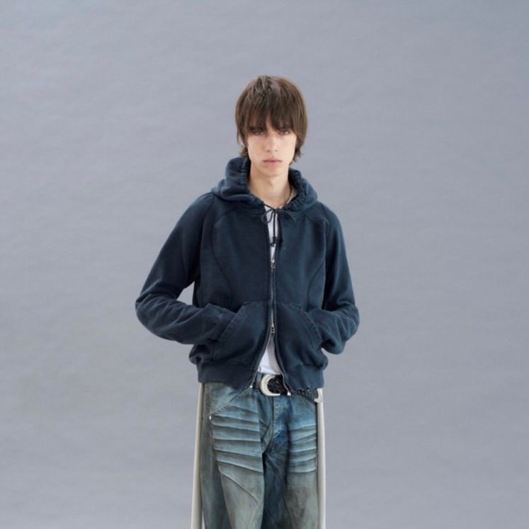 【残りわずか】Paneled Zip Up Hoodie