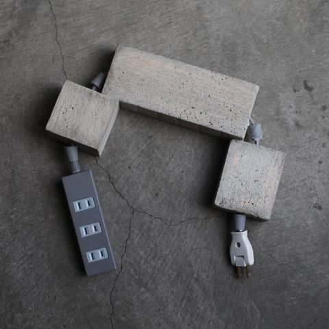 【残り一点】Cable Jewelry Concretebricks Multiplug_0.7m(WOOD IMPRINT)