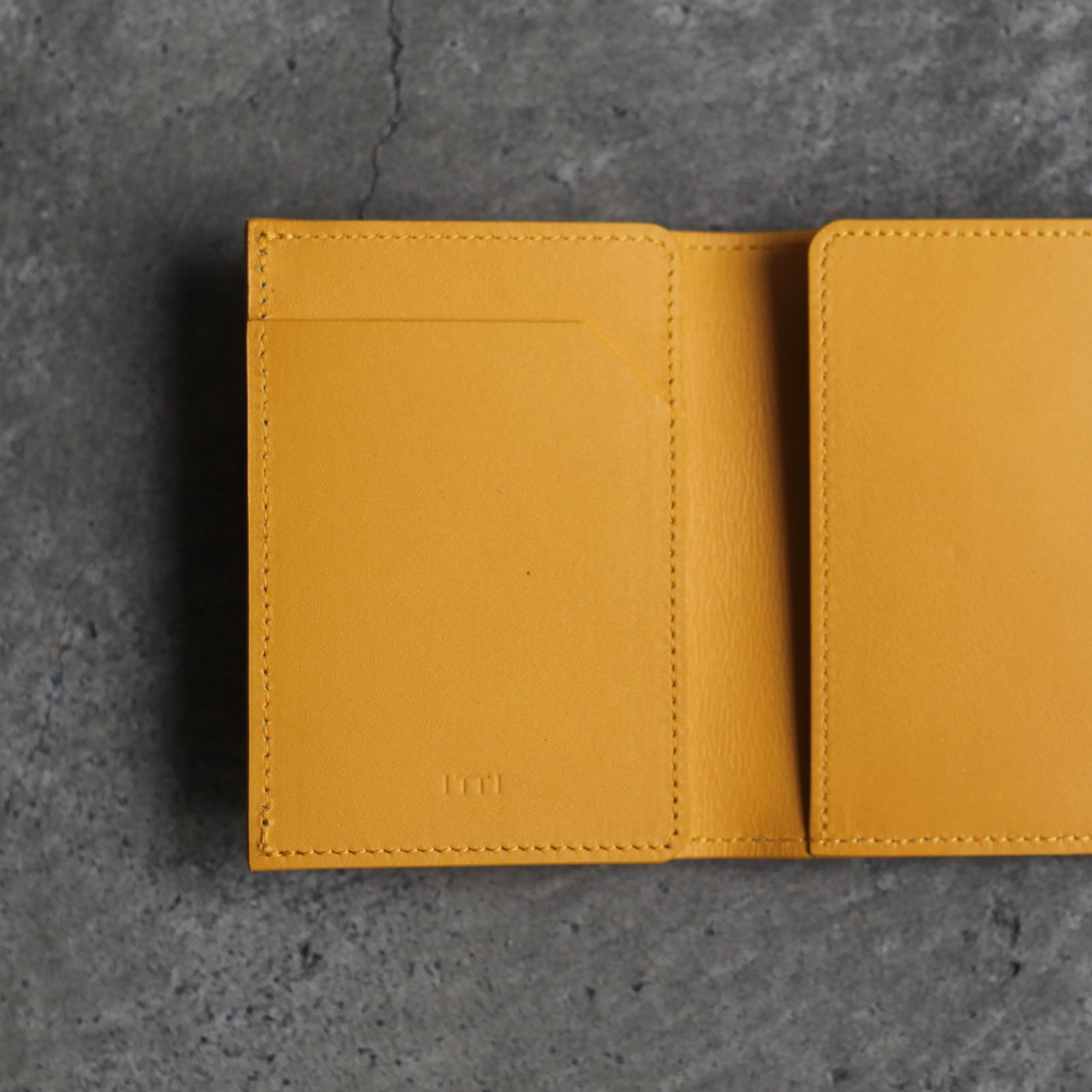【残りわずか】Cristy Trifold Mini WLT(DIPLO SKY)