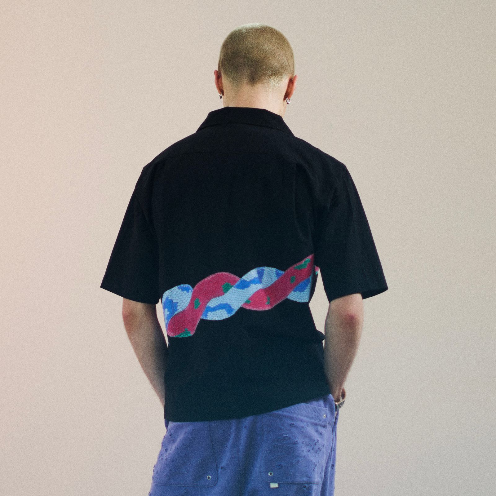 【残り一点】6 Snake Shirts