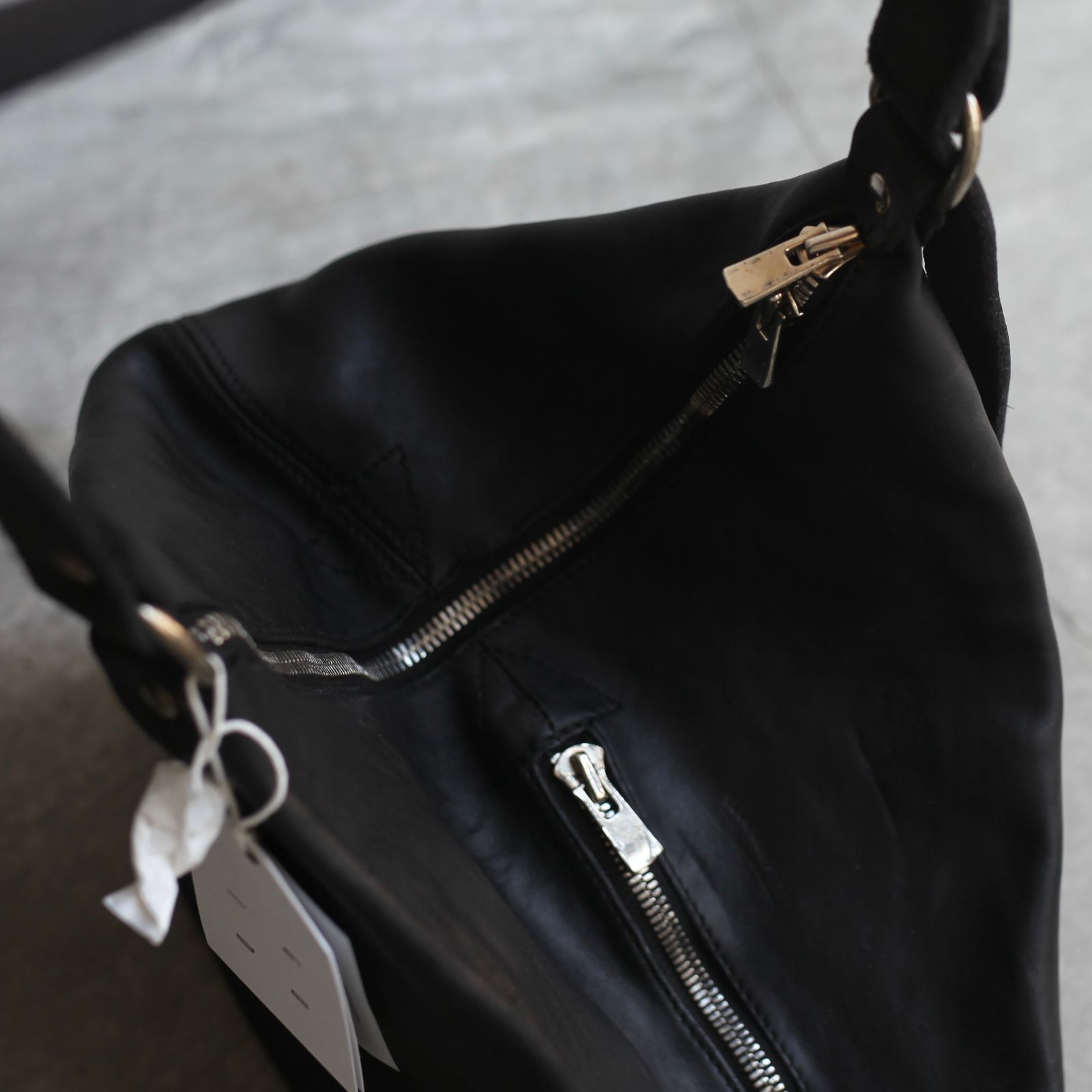【残り一点】Hobo Crossbody Bag(SOFT HORSE FULL GRAIN)