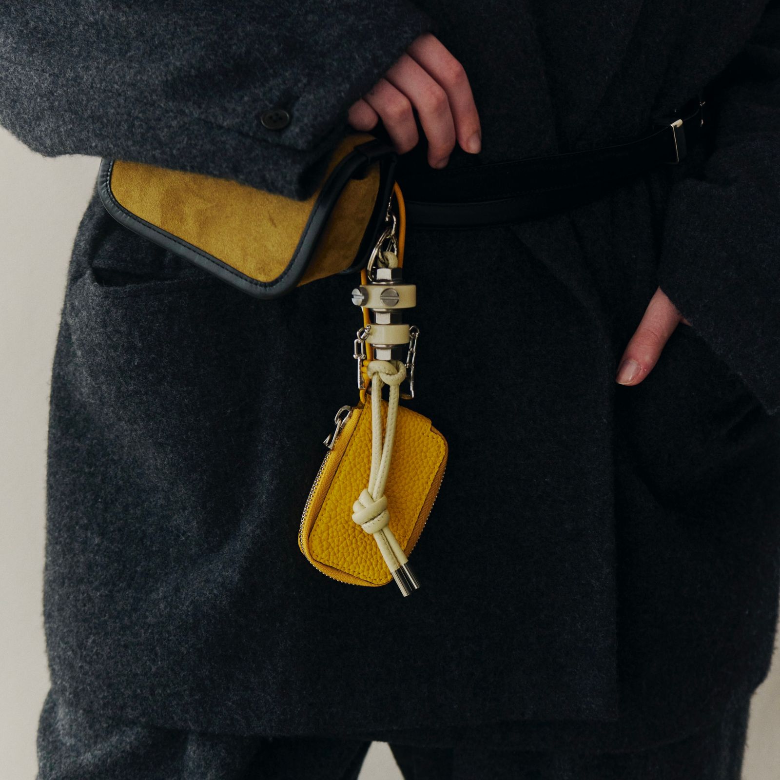 【残りわずか】Cristy Robot Knot Charm(STCOW)