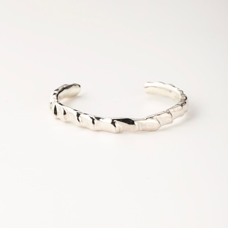 【お取り寄せ注文可能】Unisex Scale Bangle