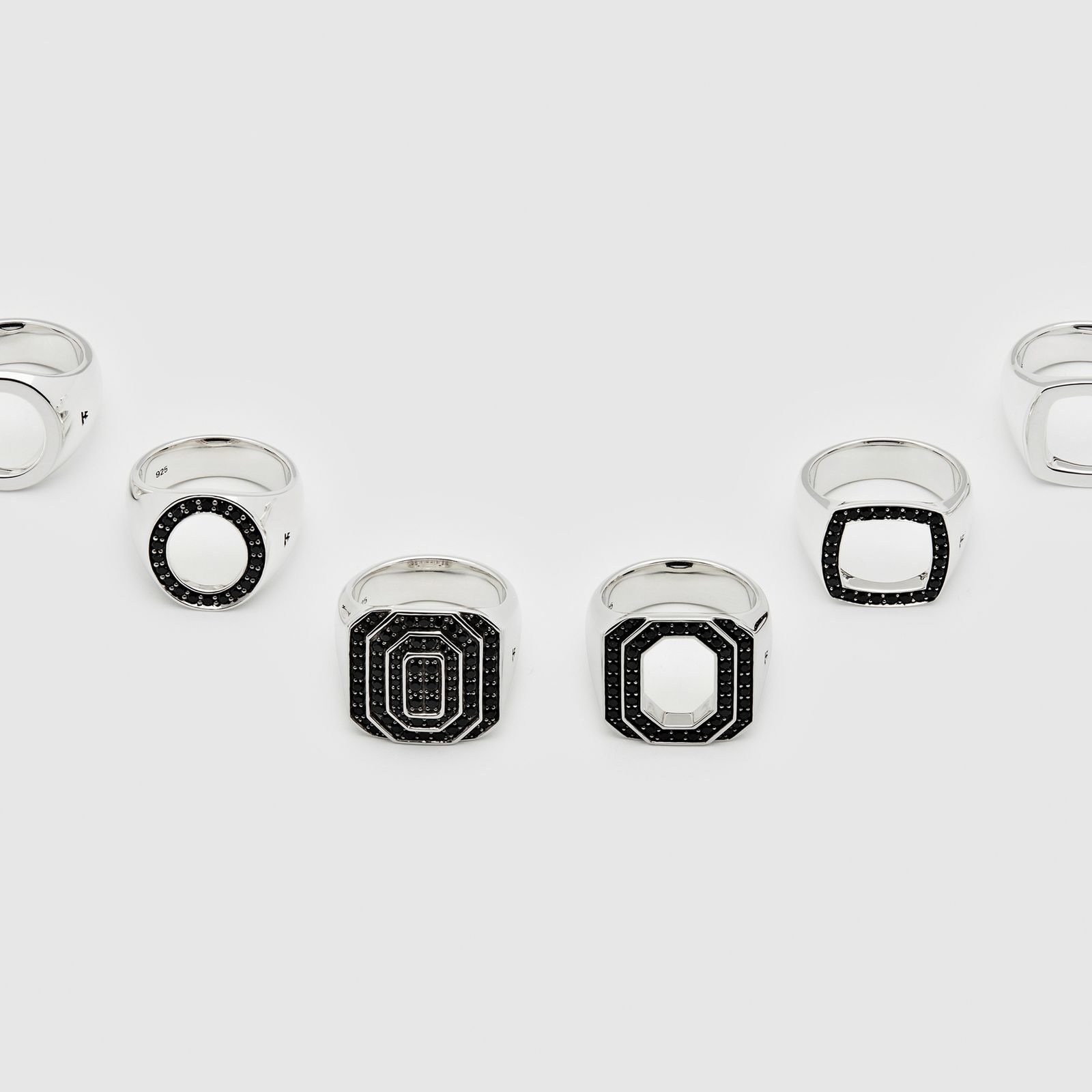 【残り一点】Cushion Open(SILVER)