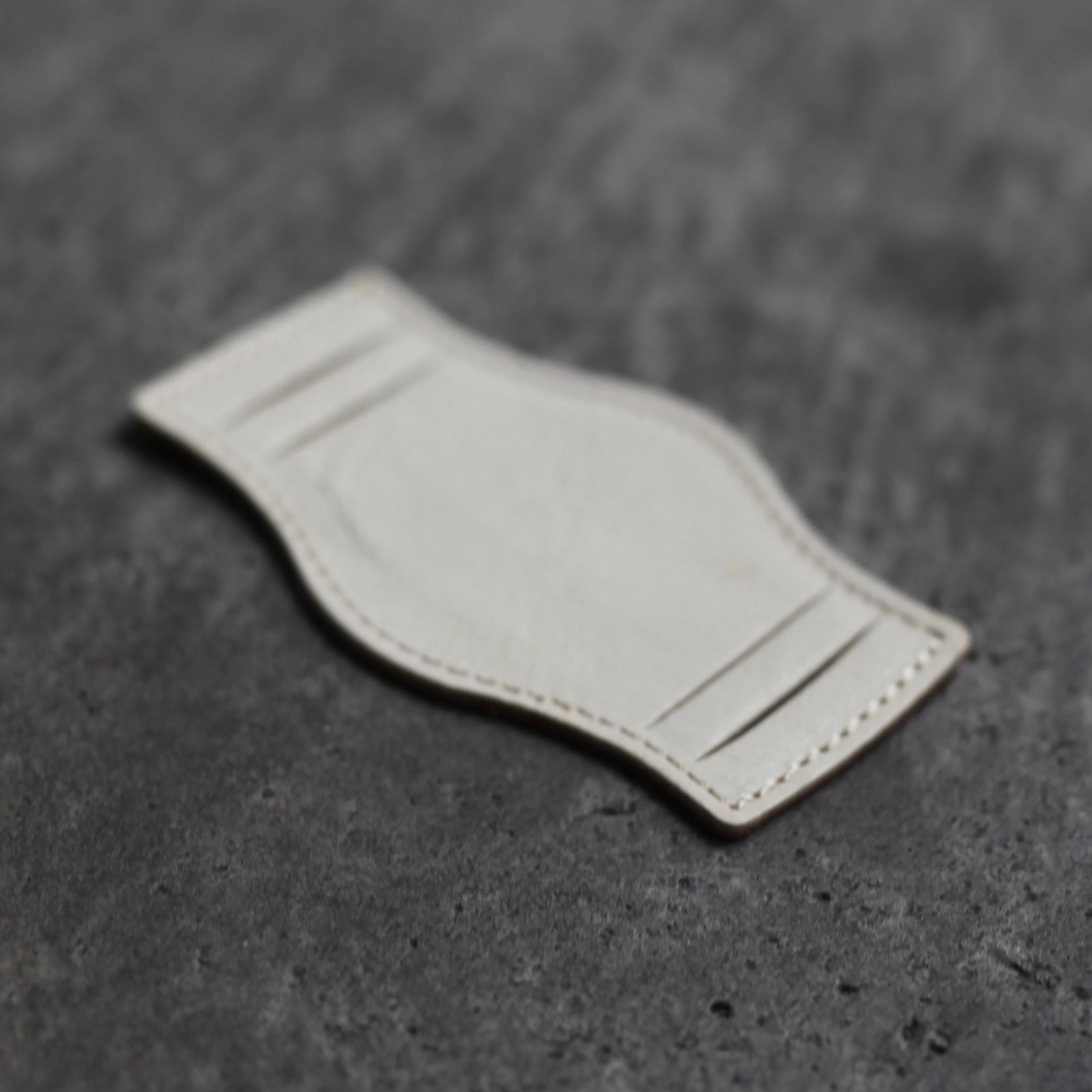 【お取り寄せ注文可能】GUIDI LEATHER WATCH BASE
