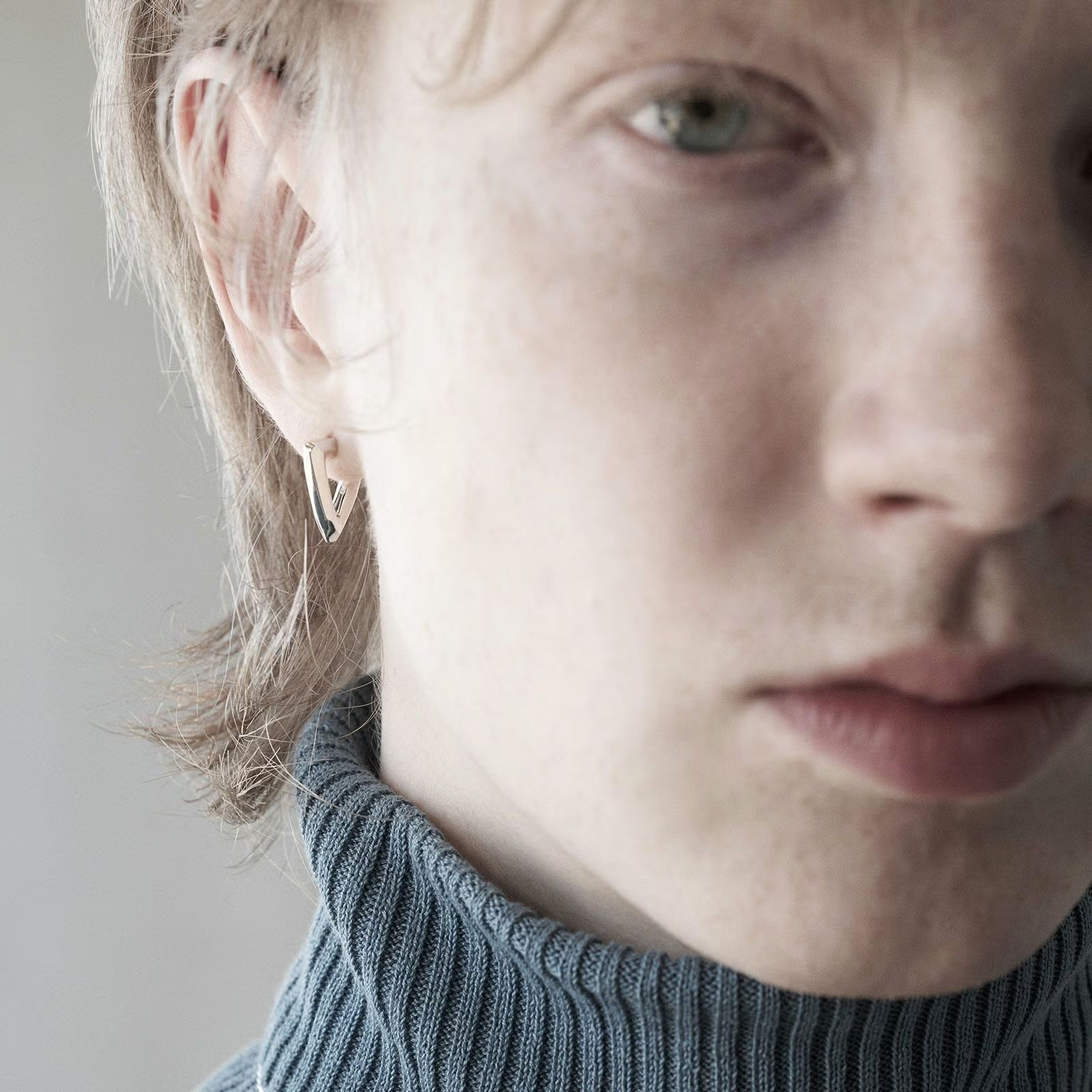 【お取り寄せ注文可能】Triangle Pierce