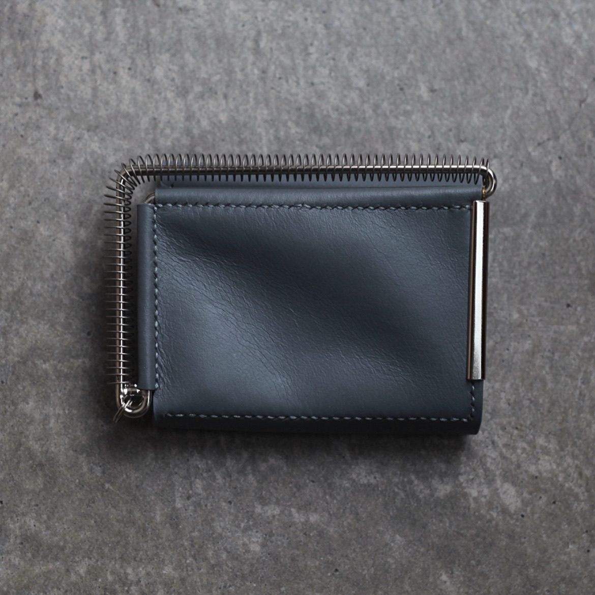 【残り一点】Coil Spring Trifold Wallet(HOOKE_LAMB)