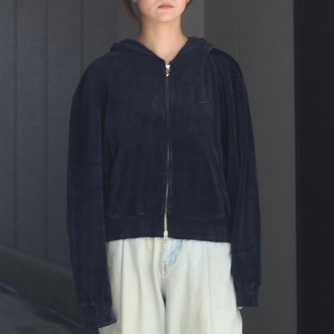 【残り一点】Our Basic Velor Hoodie