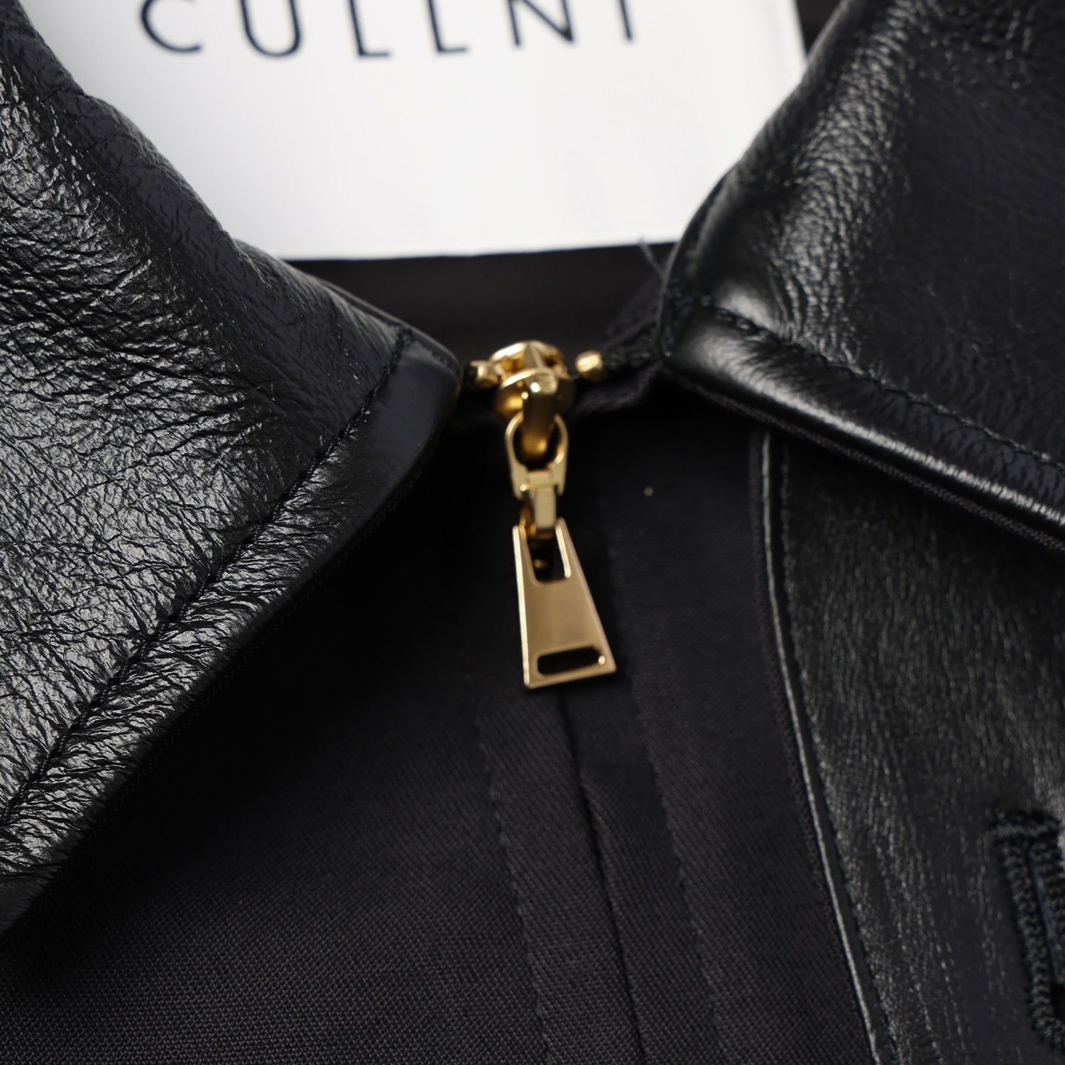 【残り一点】Structuerd Twill Double Cloth Leather Collar Blouson