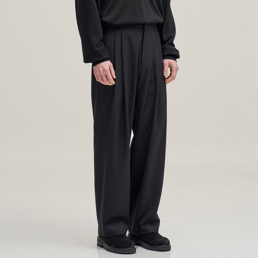 【残り一点】Narrow Stripe Tapered Slacks