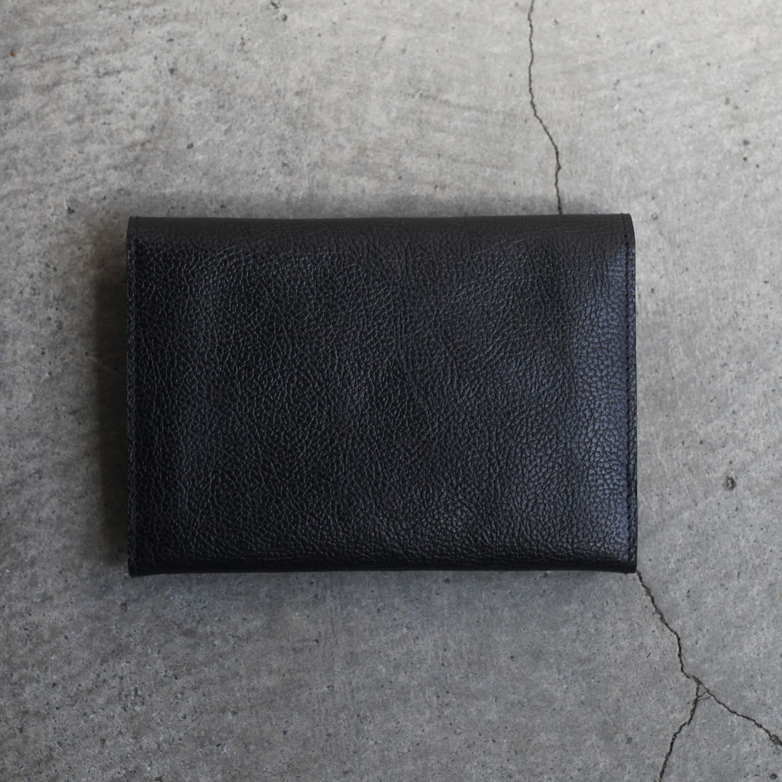 【残り一点】ミディアムウォレット