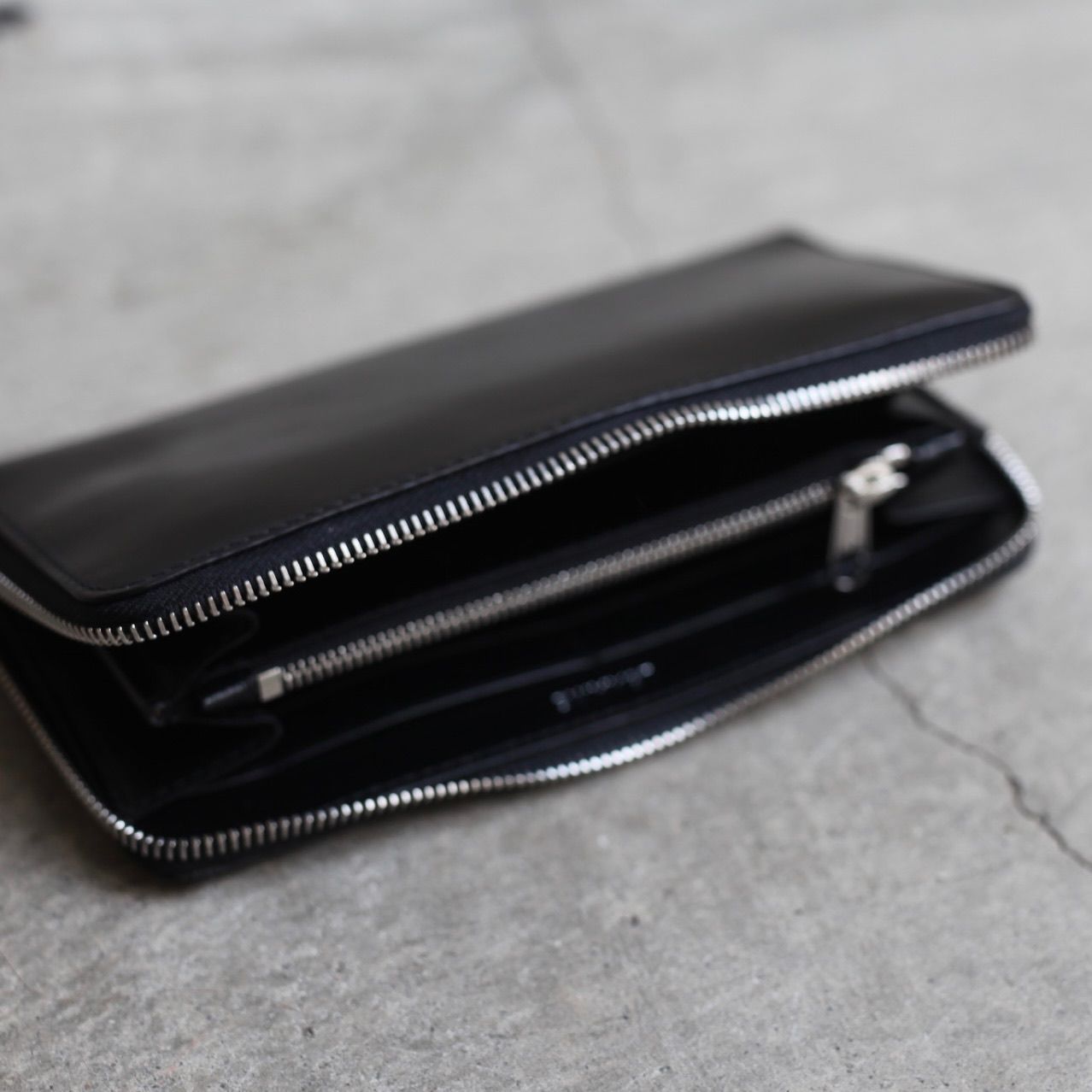 【残りわずか】Patina Zip Continental