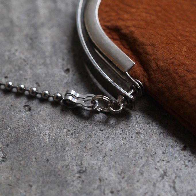 【残り一点】Chain Frame Purse(ODD_COW NUBUCK)