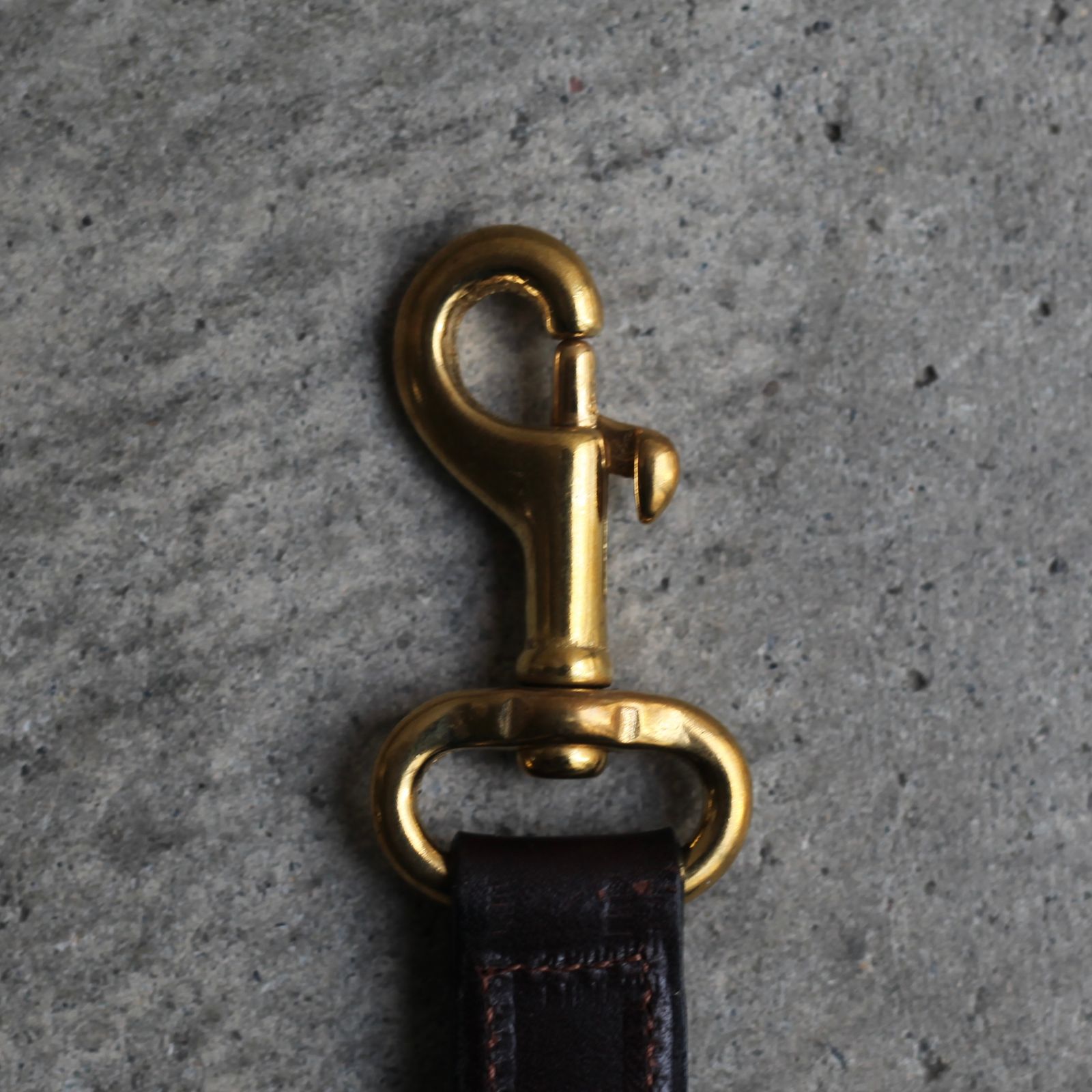 【残りわずか】Brass Bolt Snap Key Fobs(HAVANA)