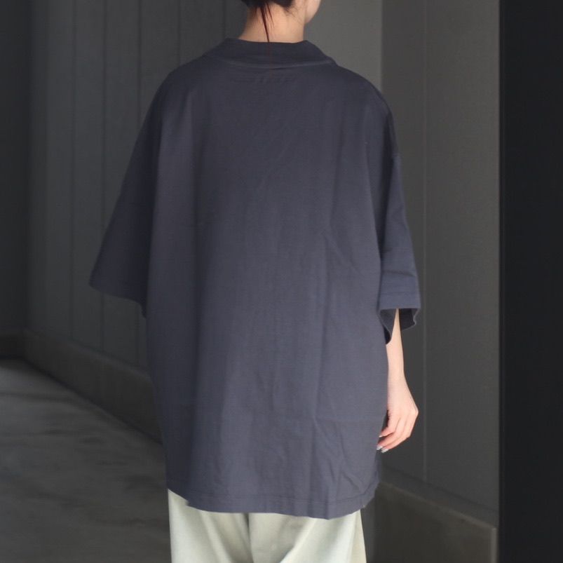 【残り一点】MBLプリントVネックTee