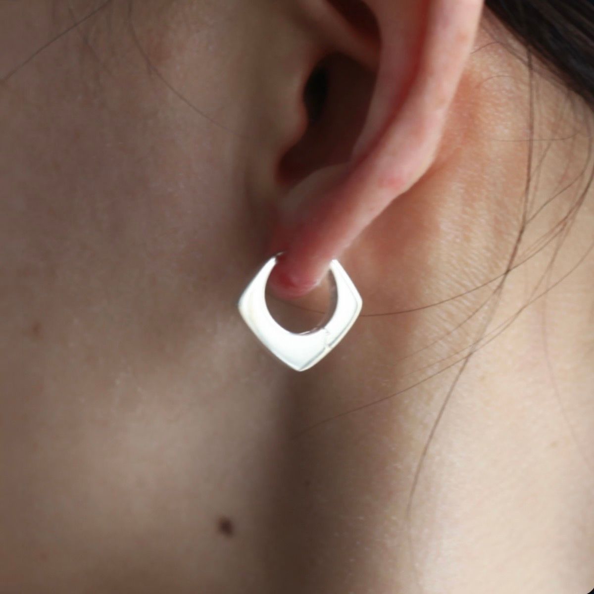【残り一点】Square Flat Hoop Earrings