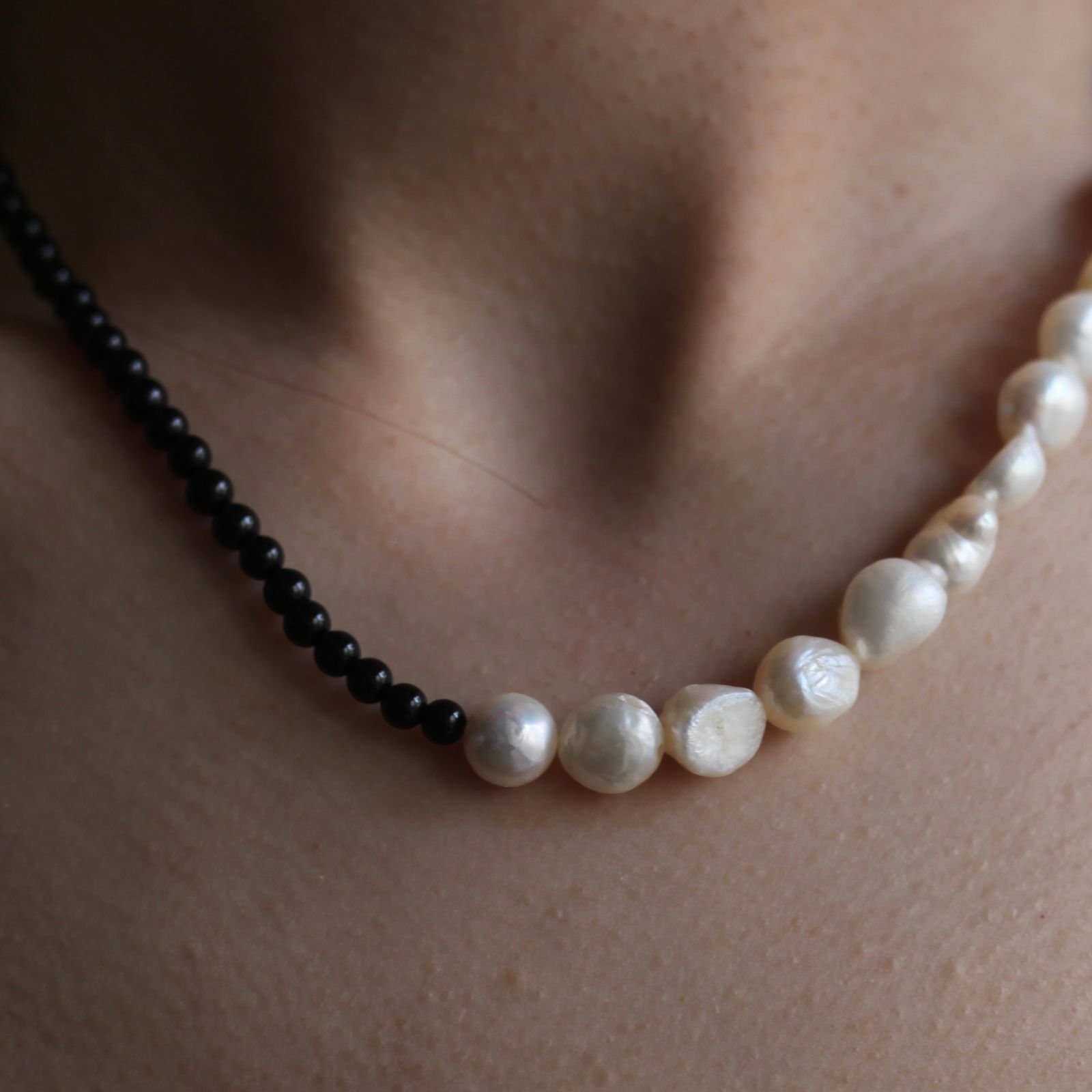 【残り一点】Baroque Pearl × Onyx Necklace