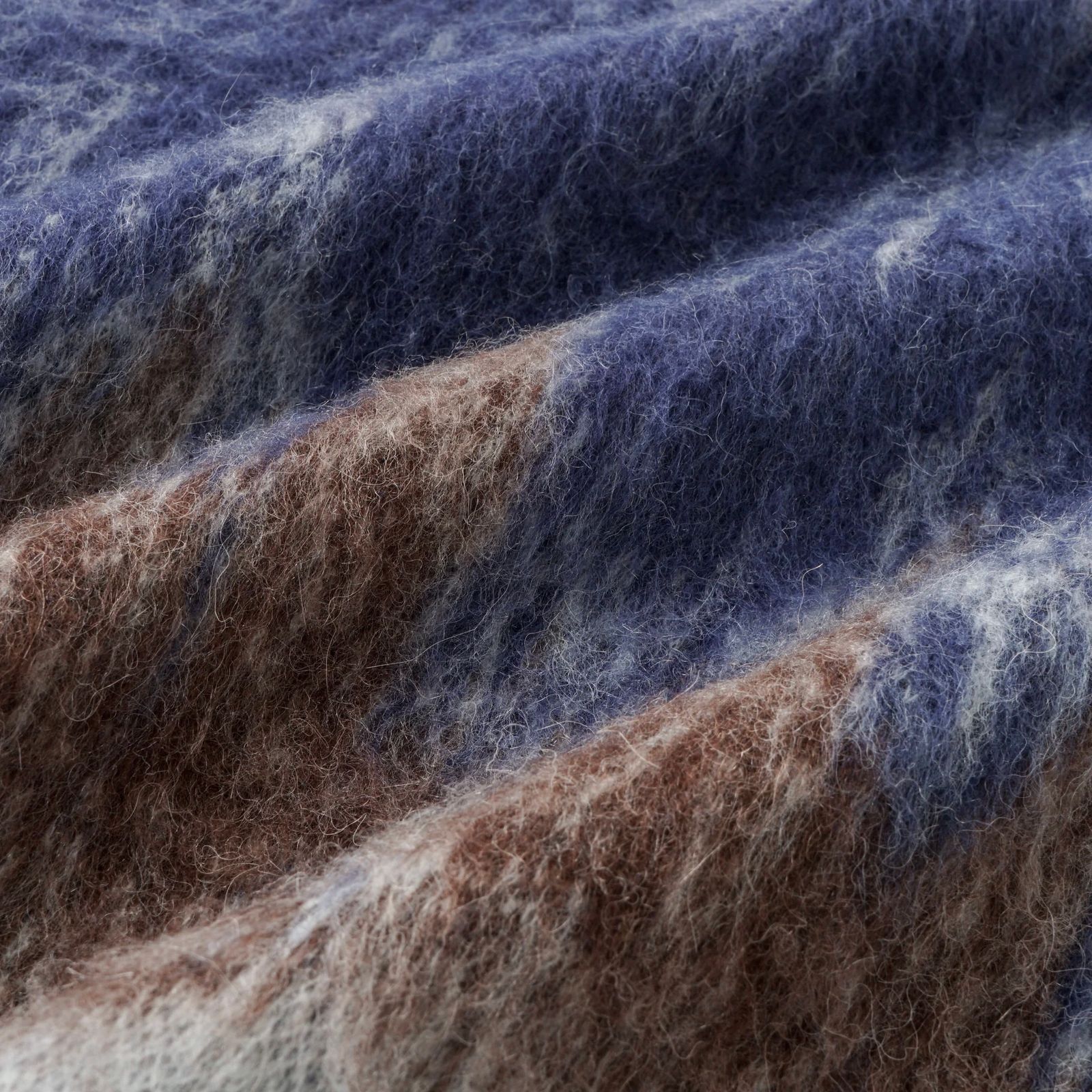【残り一点】Blue-to-Brown Gradient Cardigan