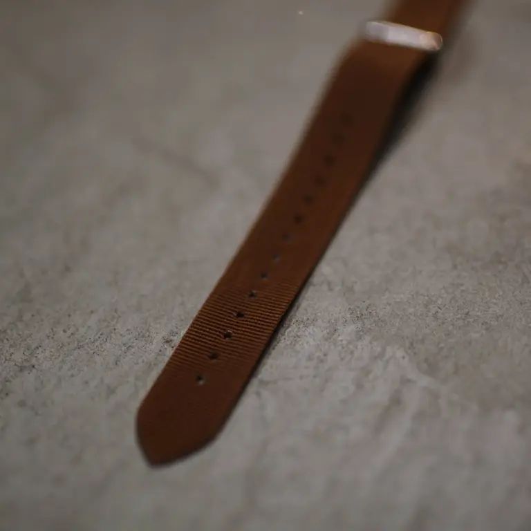 【お取り寄せ注文可能】BRWN GMT(CALF LEATHER×NYLON)