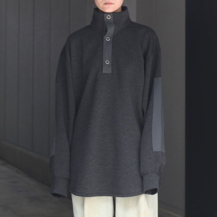 【残り一点】オーバーサイズハイネックL/S