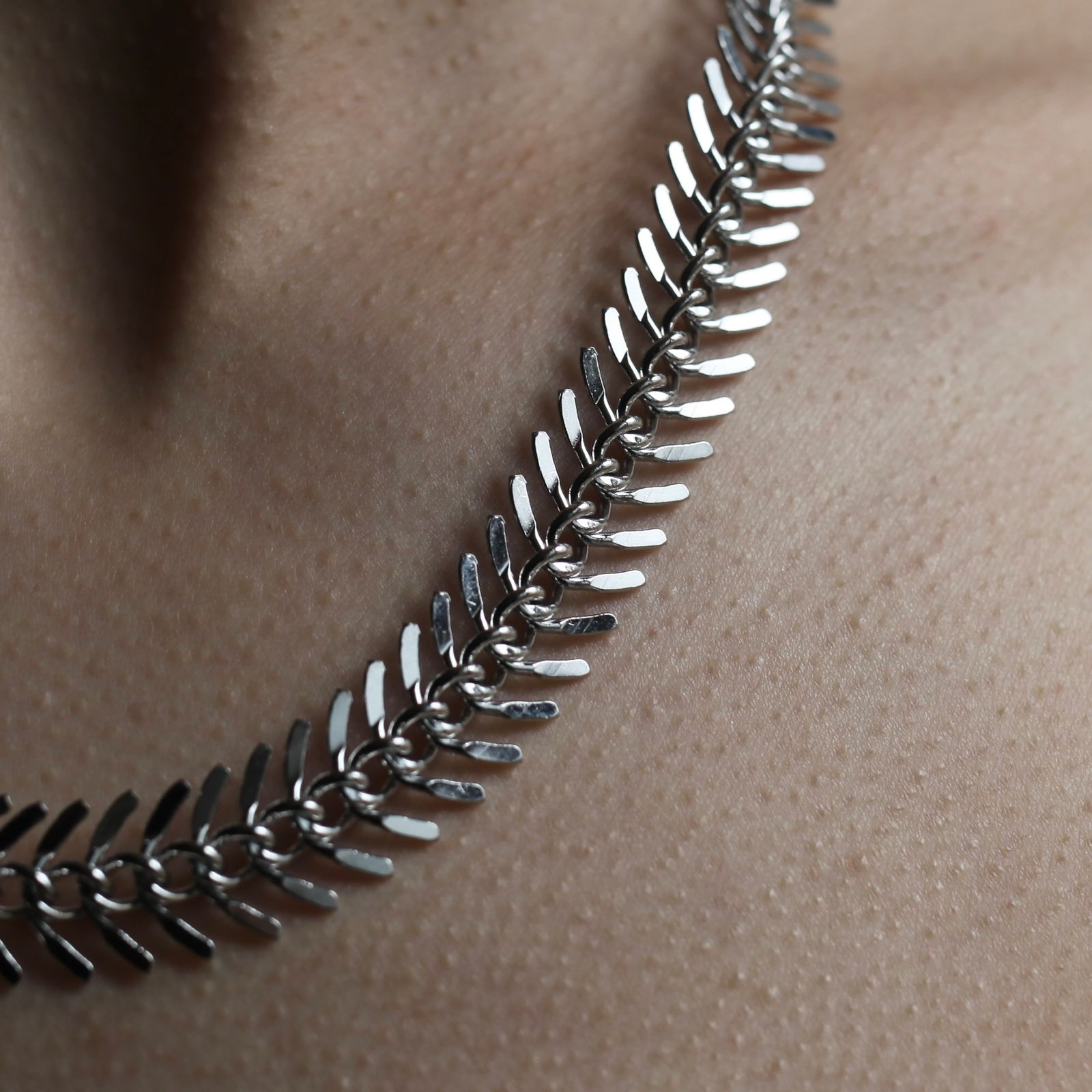 【残りわずか】Bone Necklace
