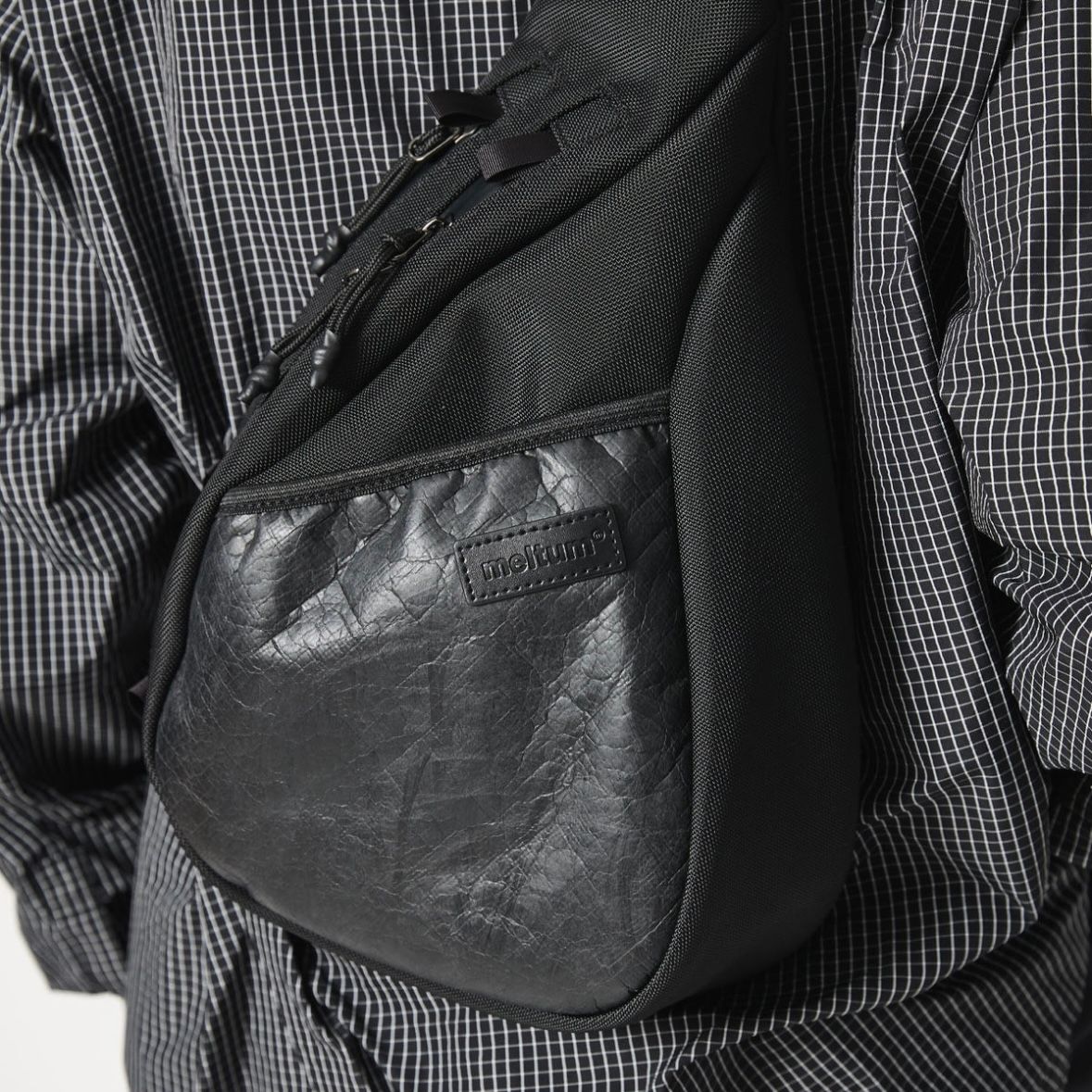 【残り一点】Tyvek®︎ Oneshoulder Bag