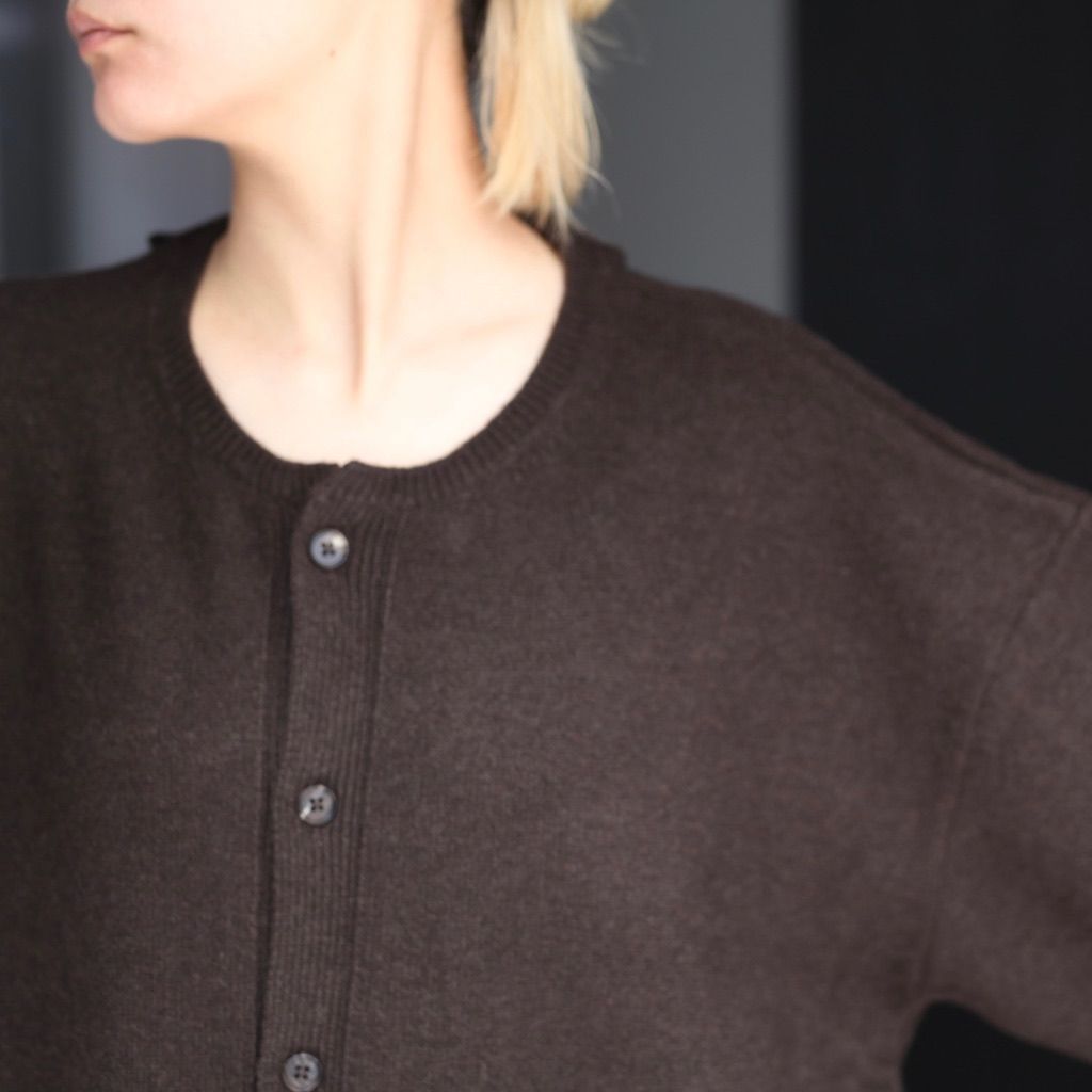 取扱店舗限定アイテム stein 21aw CASHMERE WITH A NECK CARDIGAN