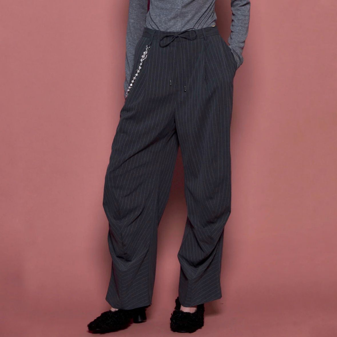 【残り一点】Chain Belt with Drape Hem Slacks