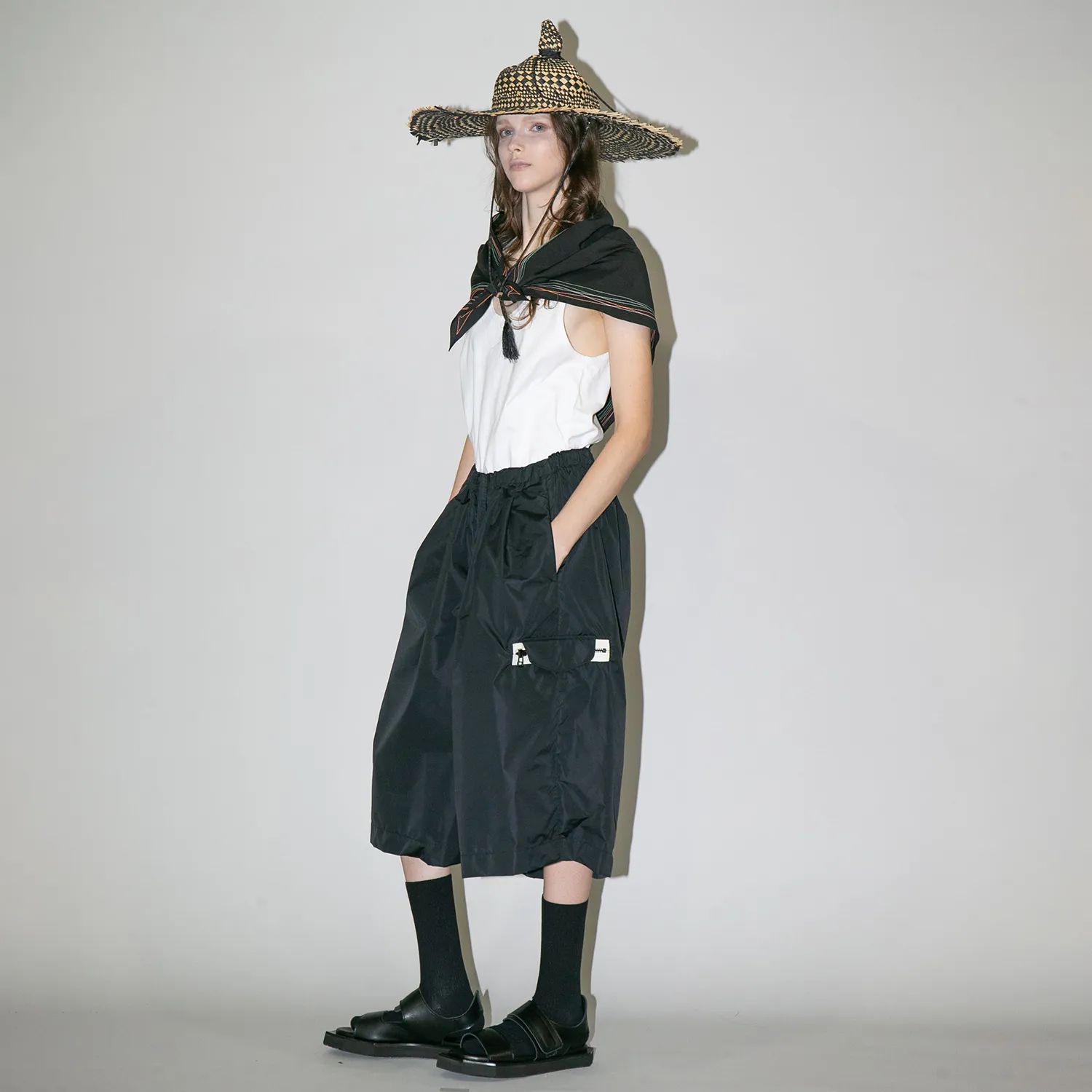 【残り一点】ナイロンタフタイージーショートパンツ