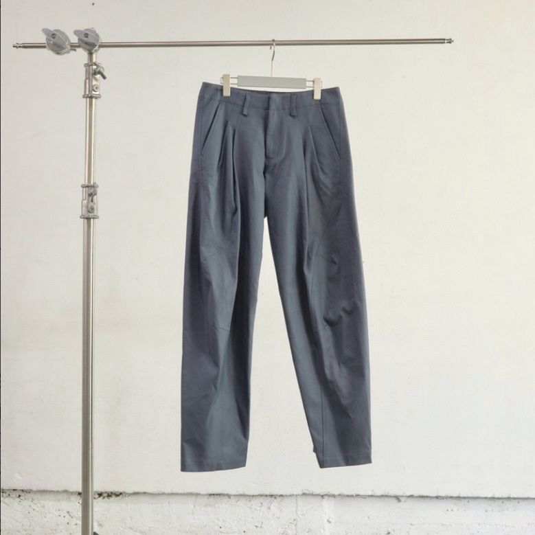 【残り一点】2Tucked Twisted Trousers