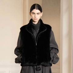 【残り一点】Acrylic Fur Vest