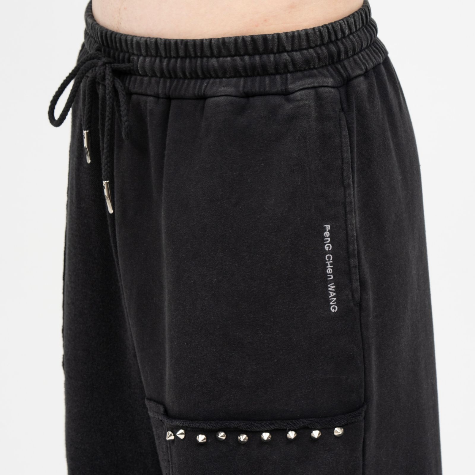 Feng Chen Wang - 【残り一点】Panelled Straight Sweat Pants ...